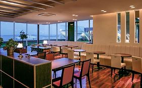 Comfort Hotel Central International Airport